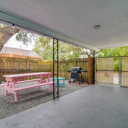 Pet-Friendly Gulfport Home Walkable Location! 세인트피터즈버그 외부 사진
