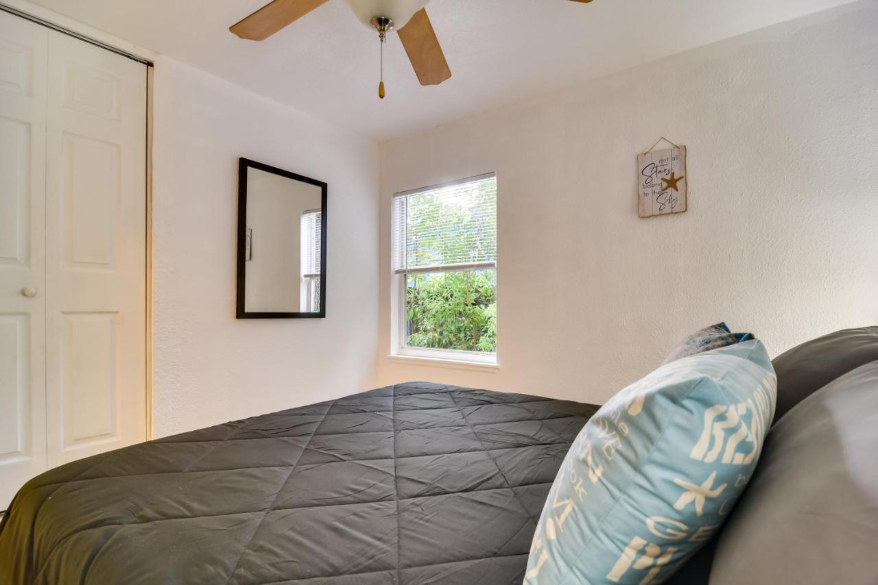 Pet-Friendly Gulfport Home Walkable Location! 세인트피터즈버그 외부 사진