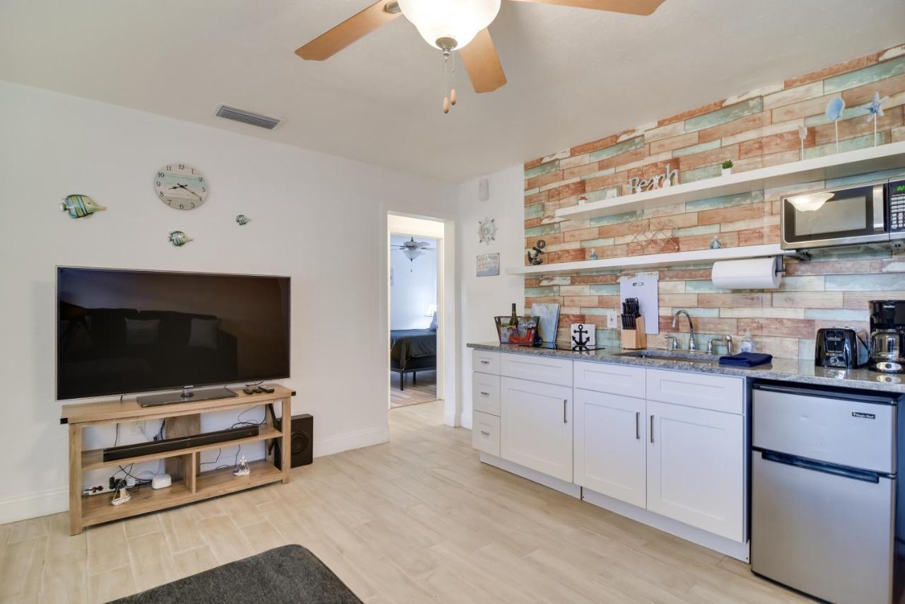 Pet-Friendly Gulfport Home Walkable Location! 세인트피터즈버그 외부 사진